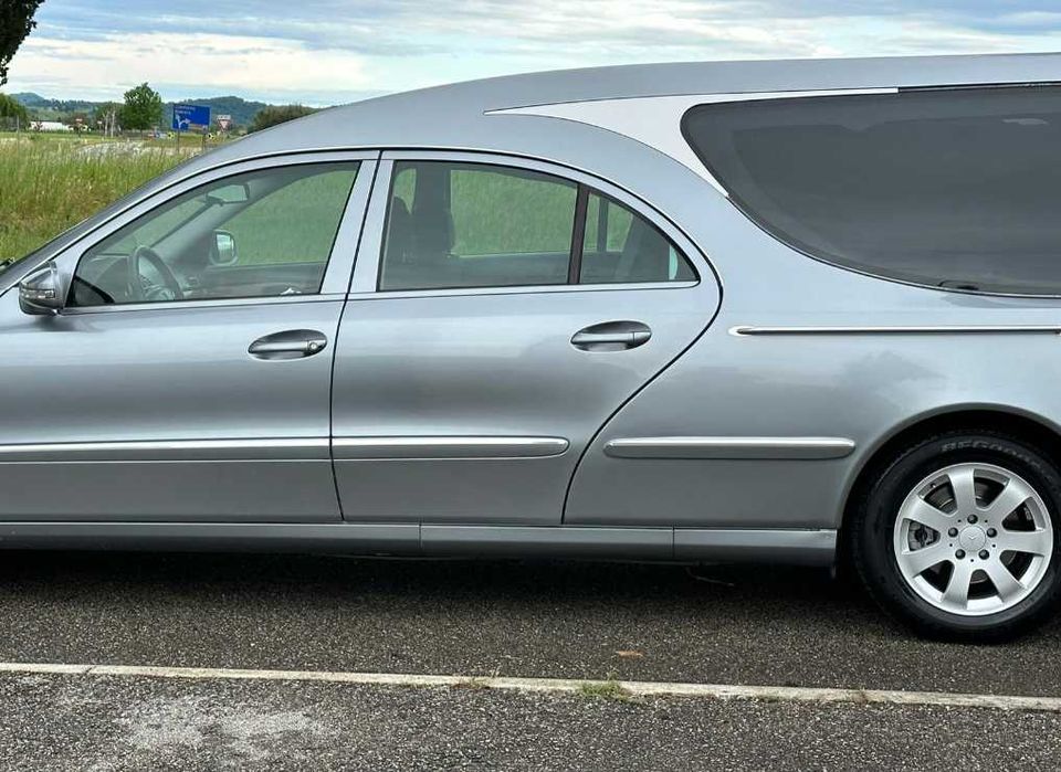 Катафалк Mercedes Benz W 211