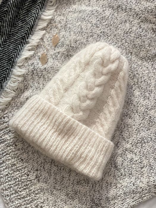 Czapka z warkoczami wełna merino alpaka