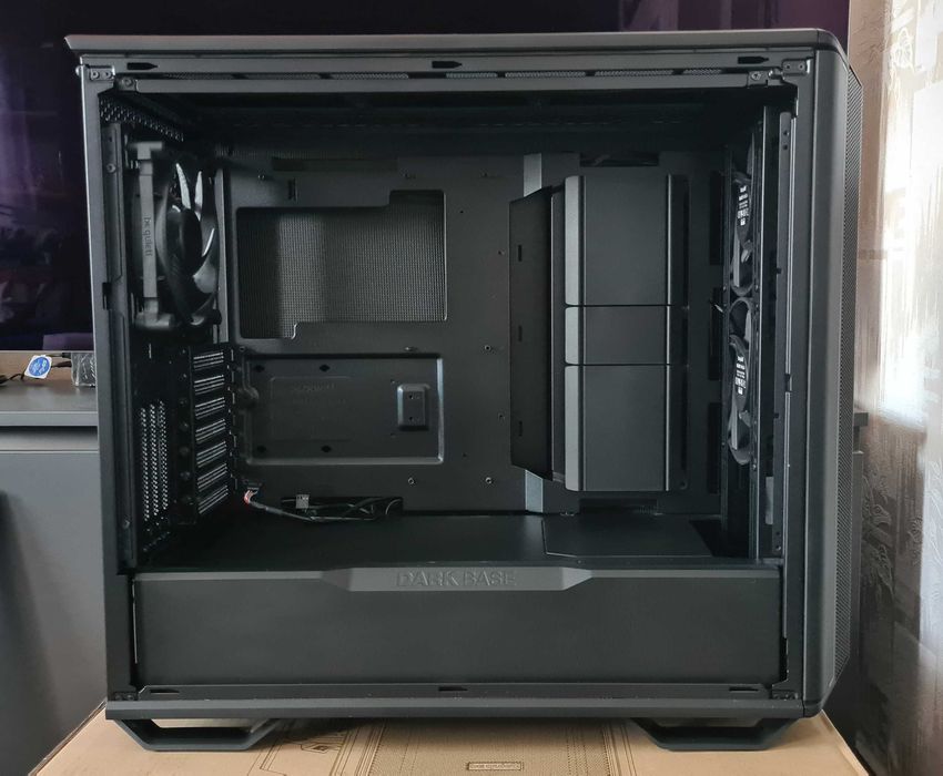 Корпус Be Quiet! Dark Base 701 (BGW58) Black