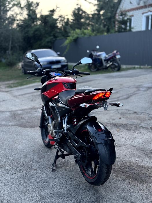 Bajaj Pulsar 200NS