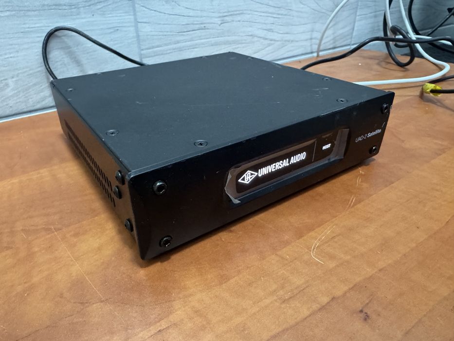 Universal audio satellite OCTO core uad-2 okazja najtaniej w sieci