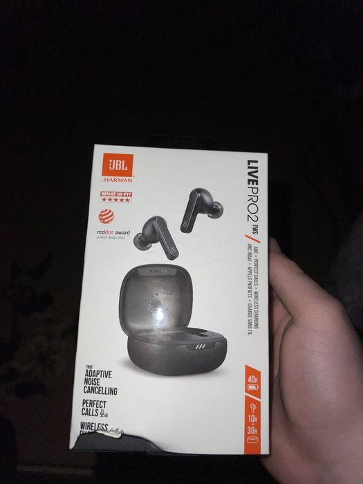 навушникиJBL LIVE PRO2