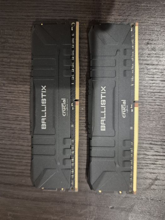 2x   PAMIĘĆ RAM Crucial Ballistix 8GB DDR4 3200MHz CL16 BL8G32C16U4B