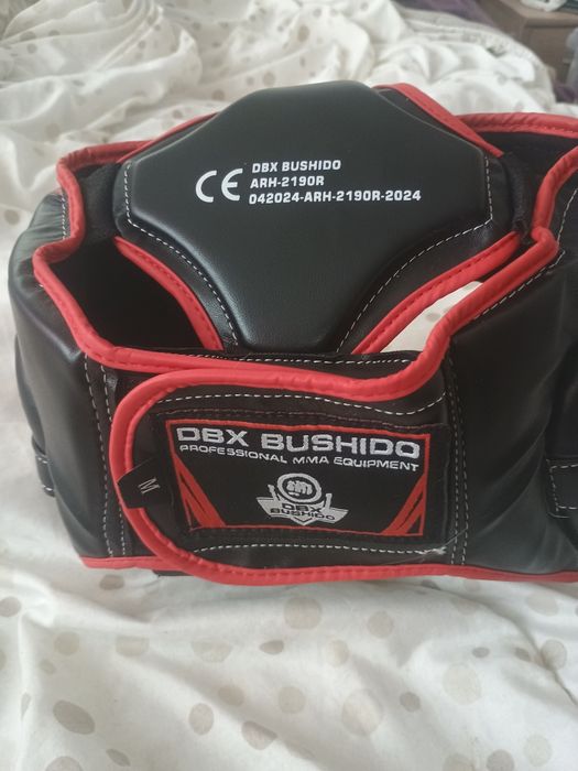 Kask bokserski DBX Bushido