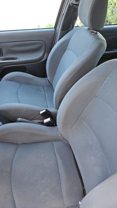 Renault clio gasolina impecável