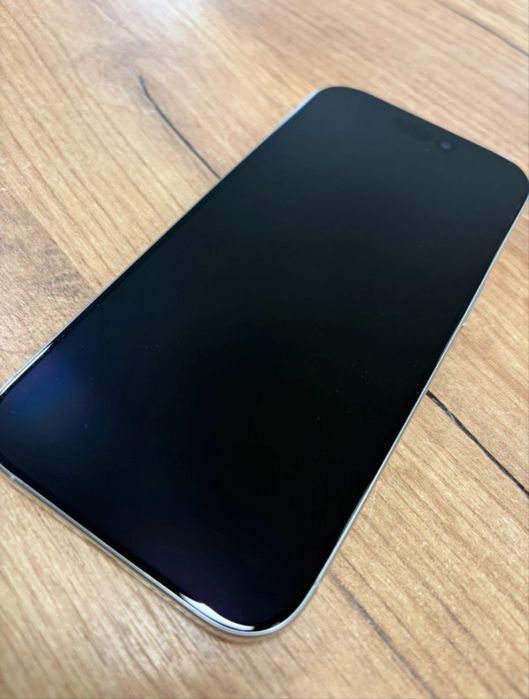 Apple iPhone 16 PRO 128 GB eSim stan bardzo dobry