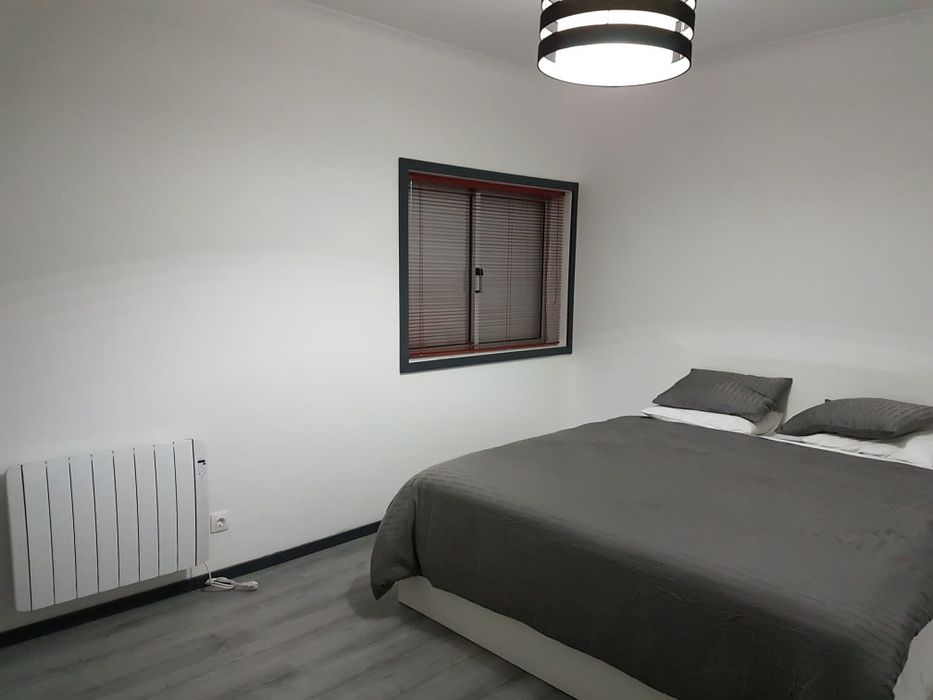 Cama Malmo / king Size 180x200 / cama gavetas colchão estrado/  pouco