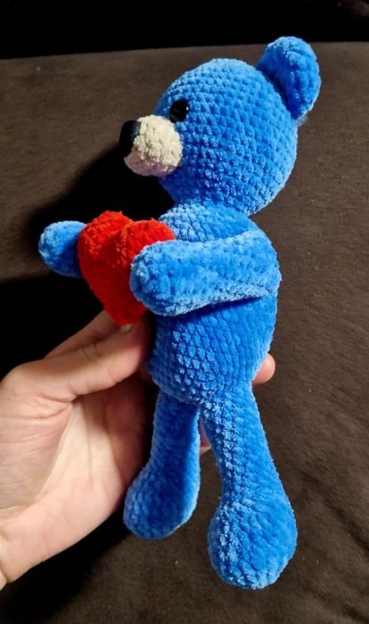 Walentynkowy Miś na szydełku