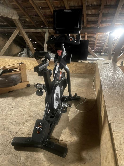 NordicTrack Commercial S15i Studio Cycle