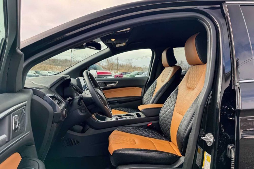 Ford Edge Titanium      2024