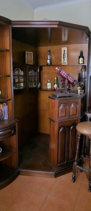 Móvel Bar de Canto Completo em Madeira Maciça + Bancos