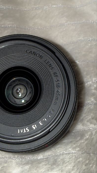 Canon RF-S 18-45mm F4.5-6.3 IS STM