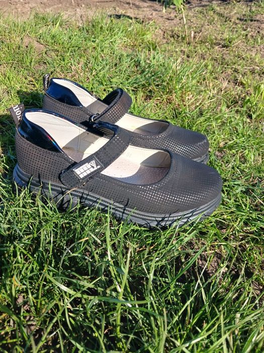 Туфлі для дівчинки 34 р(21,5см)