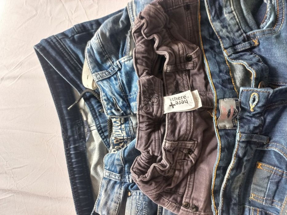 Zestaw 4 pary spodnie  chłopięce 146