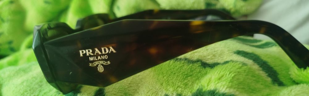 Okulary przeciwsłoneczne PRADA