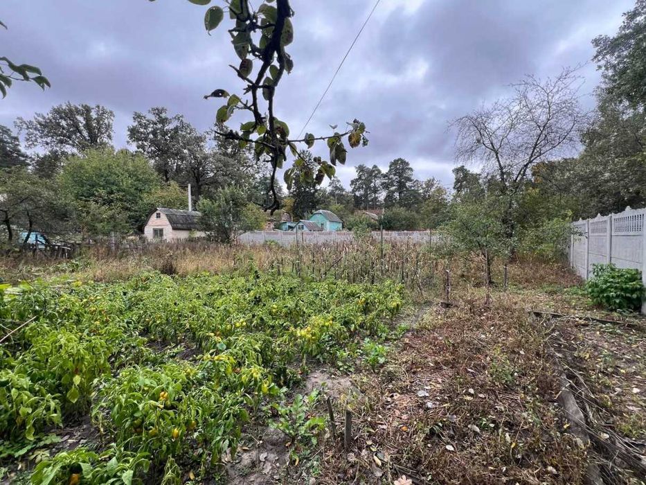 Терміновий продаж 7 соток двох фасадна ділянка Кленова