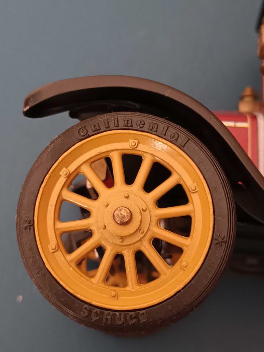 Brinquedo Schuco Ford T
