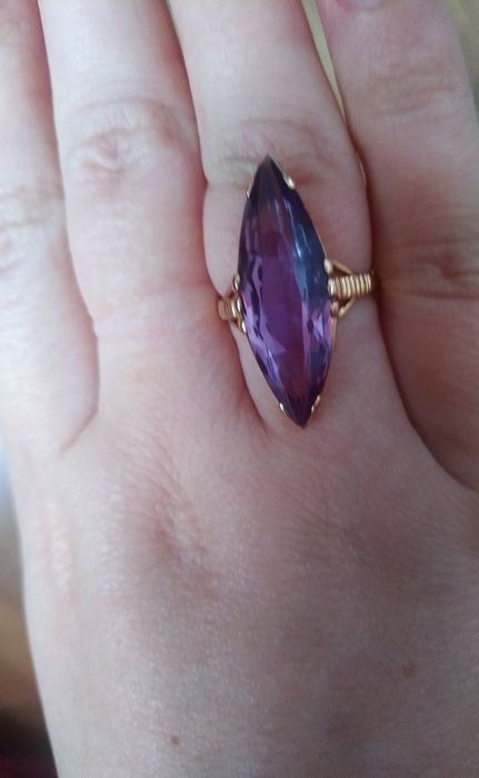 6.05 Золотий маркіз 17.5 з олександритом