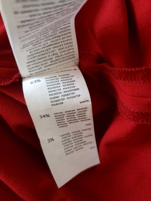 Czerwona klasyczna sukienka mohito kopertowy dekolt