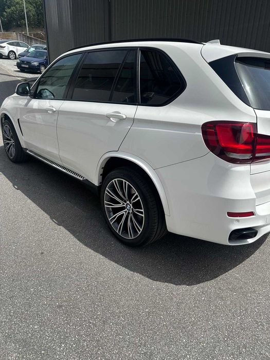 BMW X5 xDrive25d Pack M | Câmara 360º | Full Extras | Estado Impecável