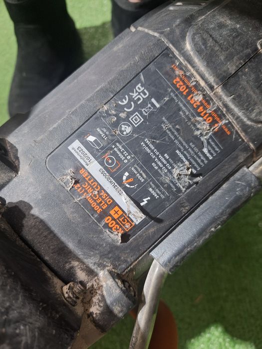 EVOLUTION przecinarka do betonu 300mm 2400W u