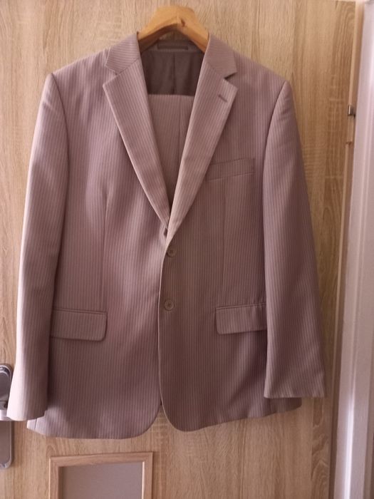 Garnitur Męski beżowy