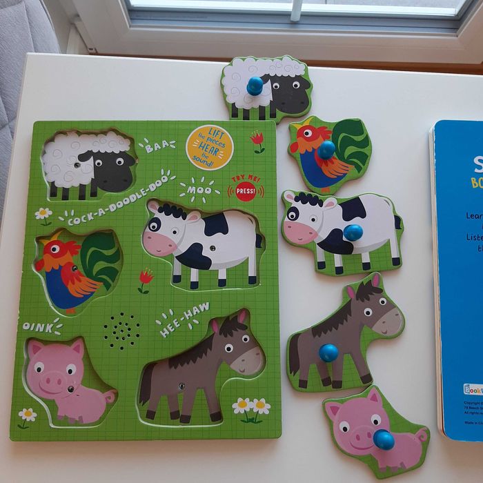 Puzzle,układanka z dźwiękiemFarma+ książeczka Jak NOWE