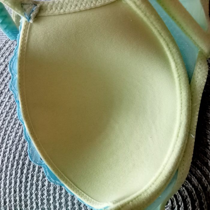 Biustonosz komfortowy Intimissimi 70B