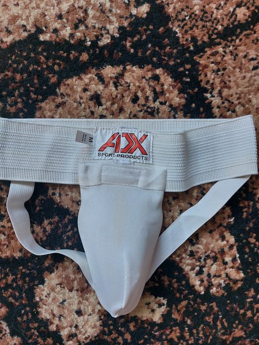 Продам  захисне спорядження для Тхеквондо