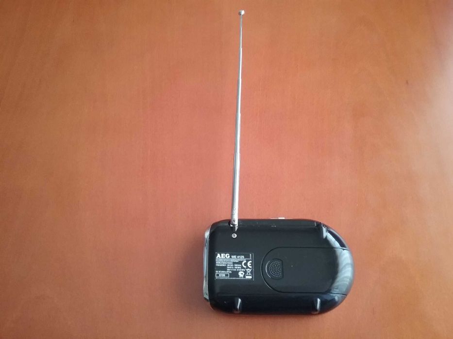 Radio de bolso AEG