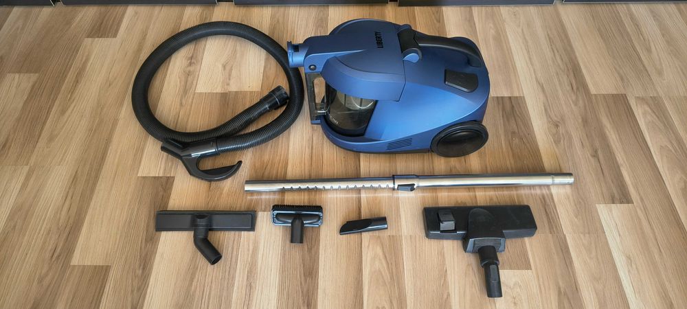 порохотяг liberty vc 1620 з аквафільтром