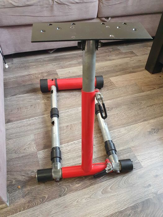 Stojak na kierownicę Wheel stand pro