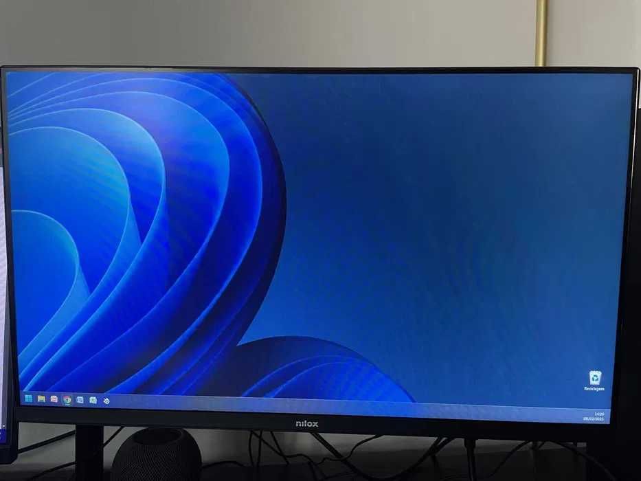(Disponível até 28/06/2029) Computador | i5 12ª Gen | RTX 3050 | 32GB RAM | 2x Monitores 24" + Braço Duplo