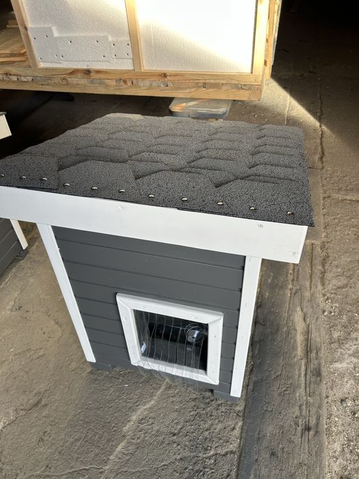 Буда котам утеплена маленька котикам коту киці для кота будка котяча