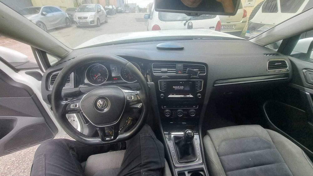 VW Golf VII 1.6 TDI - Para Peças