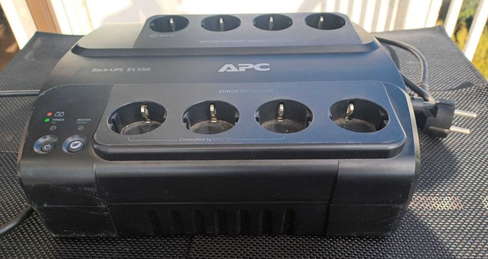 UPS . APC Backup - ES 550 VA