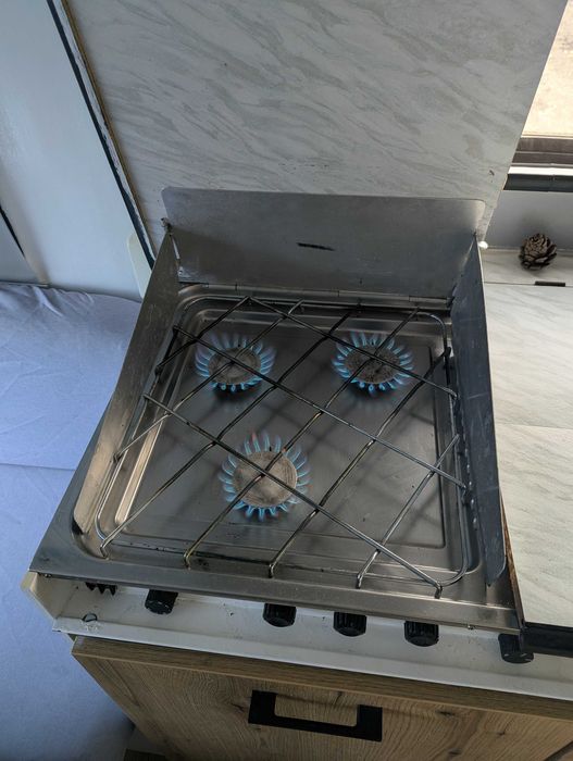 Hobby 430 КАРАВАН КЕМПЕР АВТОбудинок на 4 персони обмін