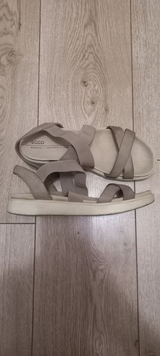 Босоніжки ECCO шкіра 39