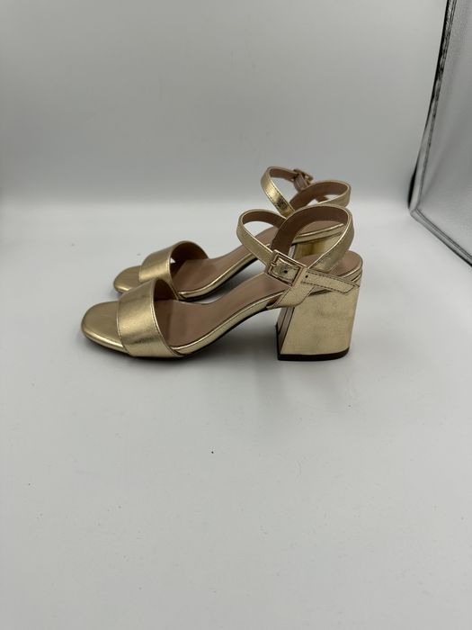 Sandały złote Anna Field 37