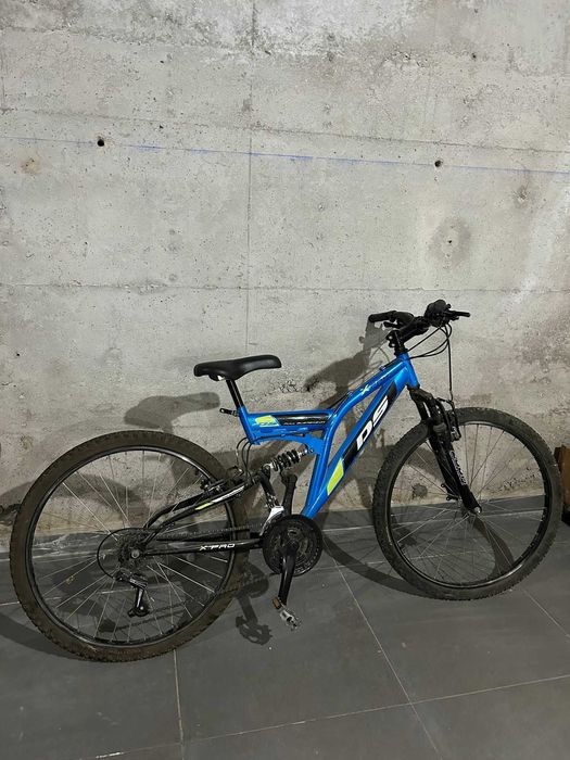 Bicicleta de Montanha Azul - Excelente Estado