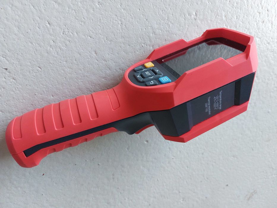 Profesjonalna Kamera termowizyjna  UTi260B  - WYNAJEM