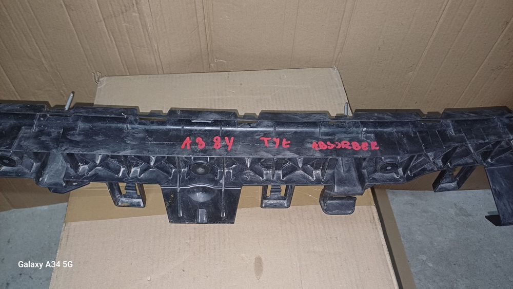 Absorber ślizg zderzaka tylniego audi a3 8Y