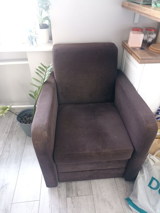 Fotel, mozna odczepić podłokietniki!