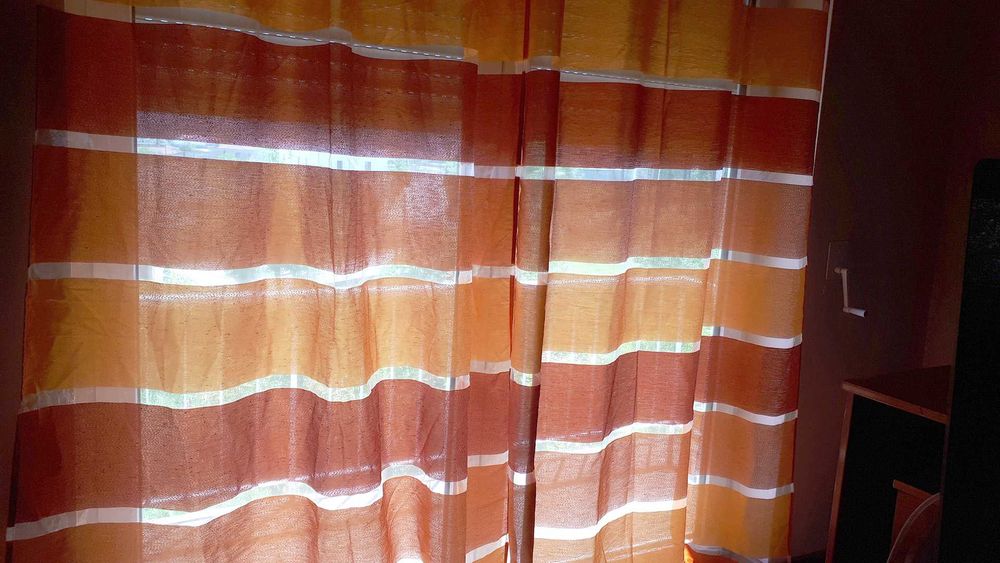 2 Cortinas de argolas - laranjas - AKI
