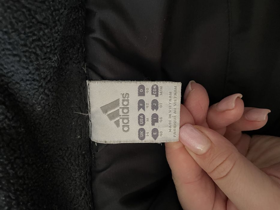 Куртка Adidas чорна