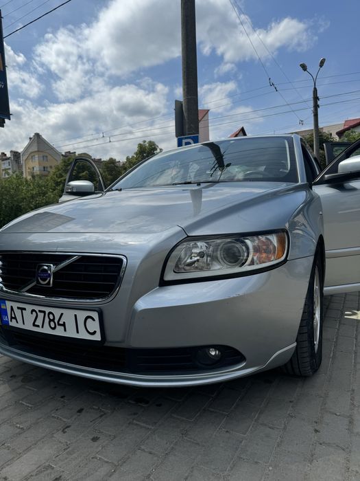 Продаю Volvo S40 2009 року,