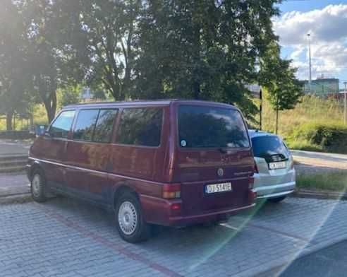 T4 WV Multivan Webasto 2x climatronik Łóżko Stolik kamper 7os