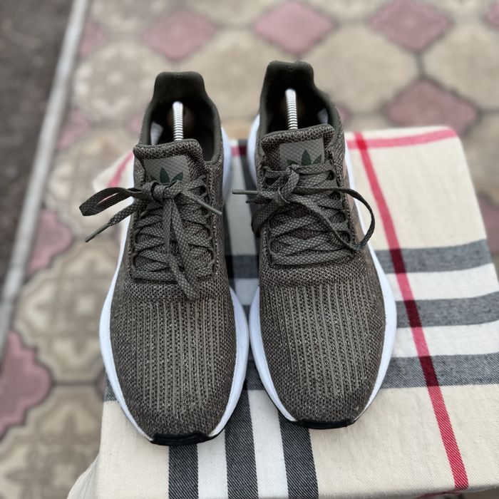 Кроссовки Adidas Swift Run Haki, 46 размер, Оригинал, Кросівки