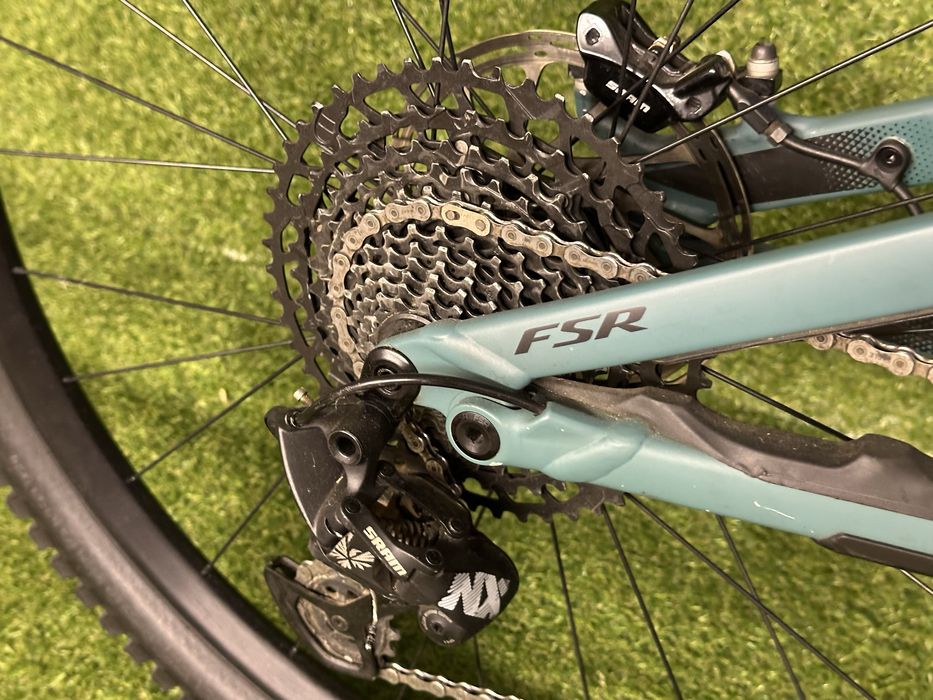 Електровелосипед Specialized Turbo Levo SL