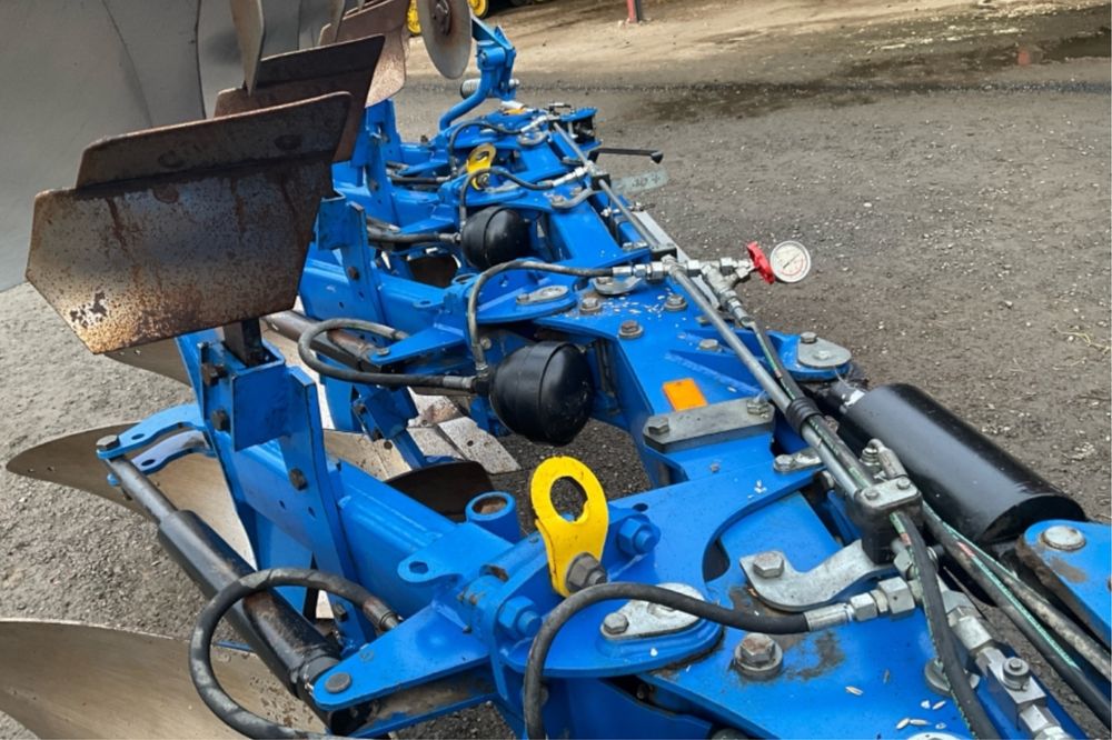 New holland PHV5875H XLD vario 5 skib Overum jak Nowy pług kuhn besson